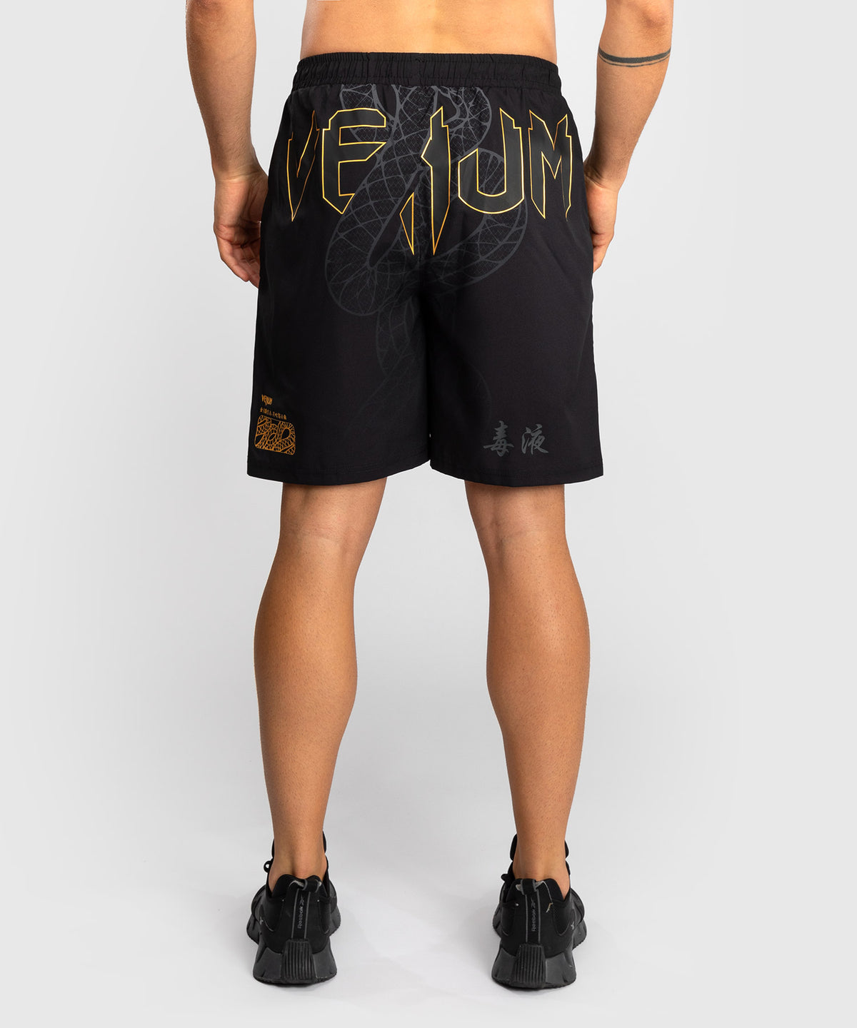 Venum Serpenti Pantaloncini da allenamento – Nero/Argento/Oro