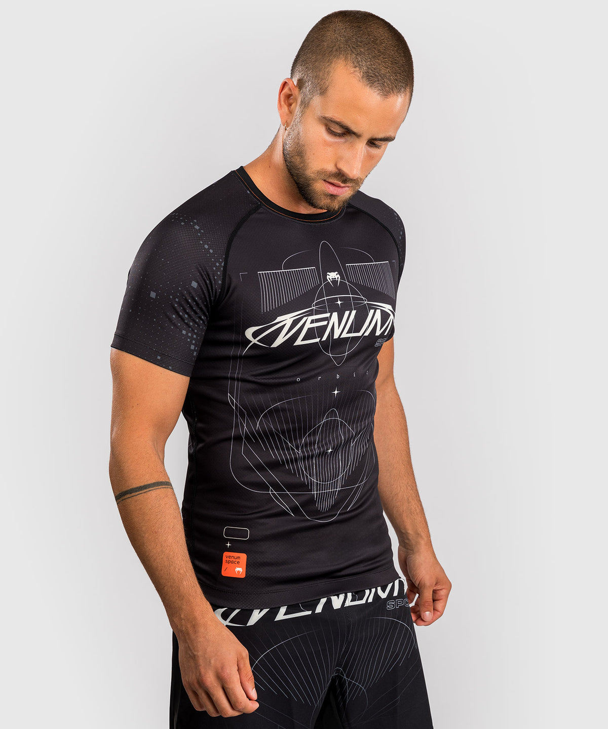Rashguard Manches Courtes Venum Eclipse – Noir/Ivoire