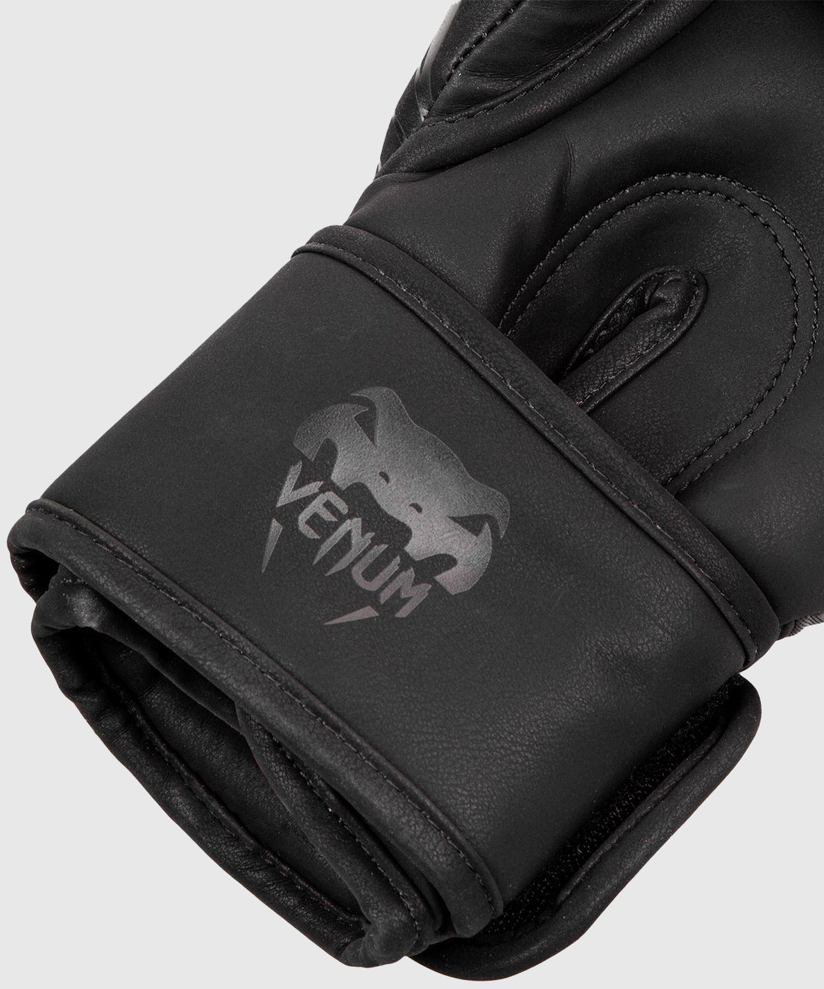 Venum Impact Dragon's Flight Boxing Gloves - Black/Black