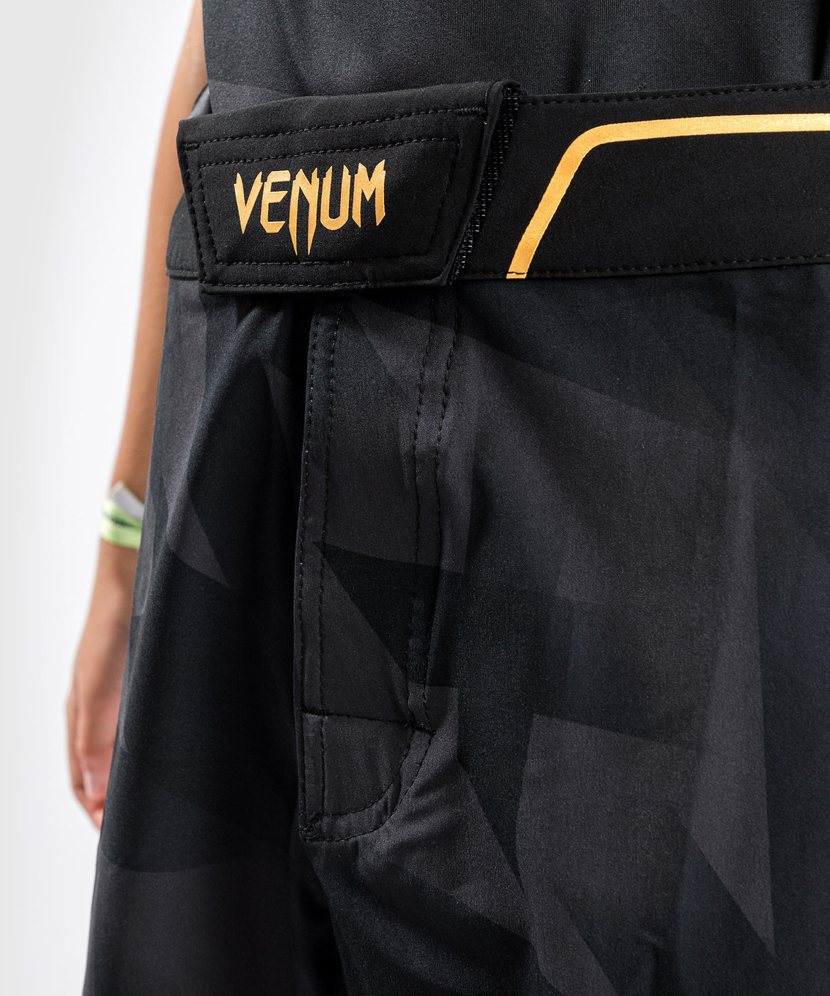 Venum Razor Fightshorts - For Kids - Black/Gold