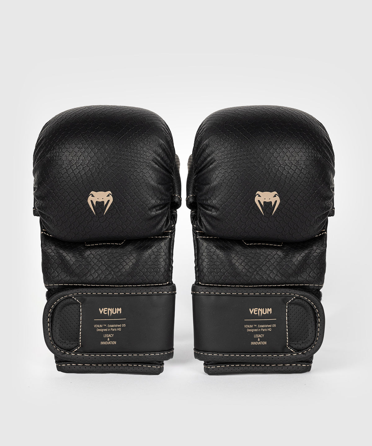 Venum Impact Evo Scales Guanti da sparring MMA - Nero