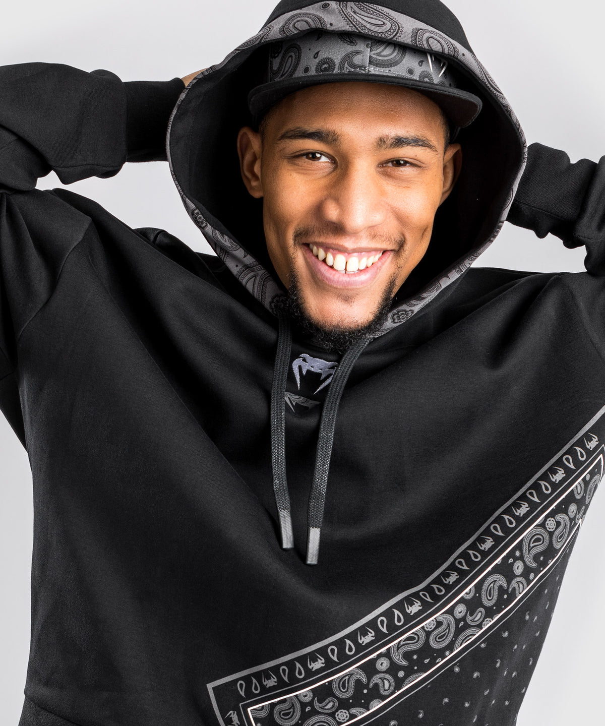 Sudadera con capucha Venum Cali 34 XL- Oversize - Negro
