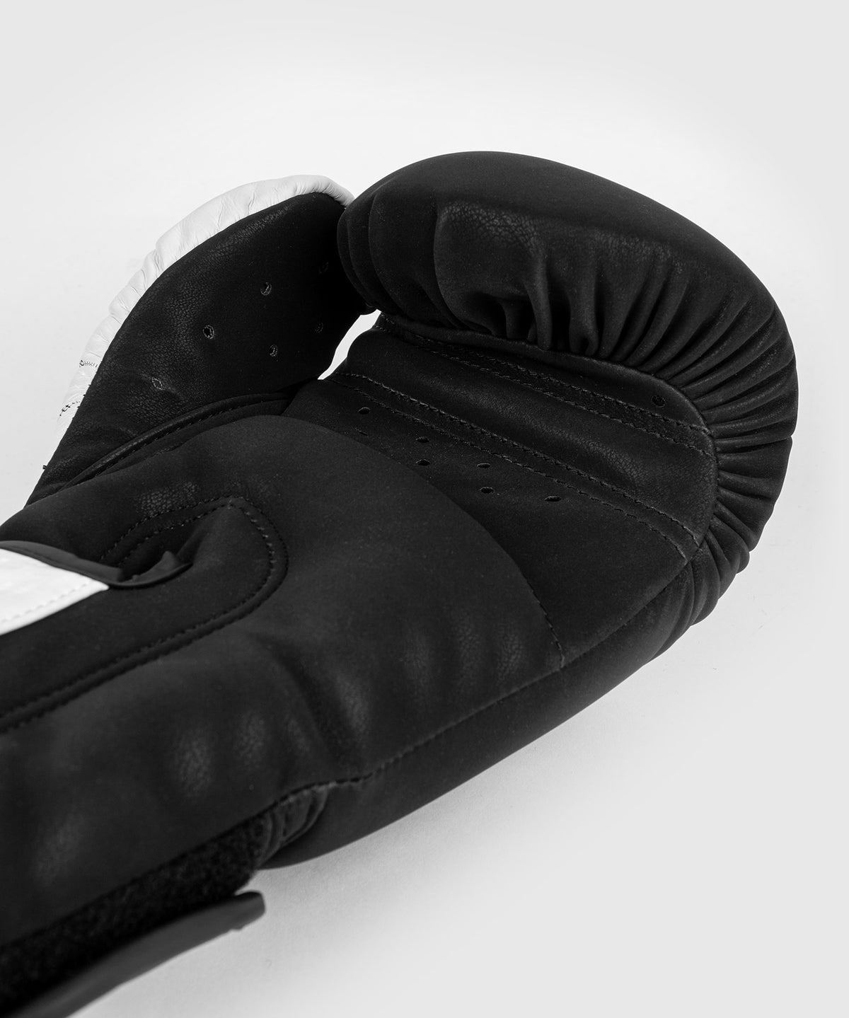 Venum Legacy boxing gloves