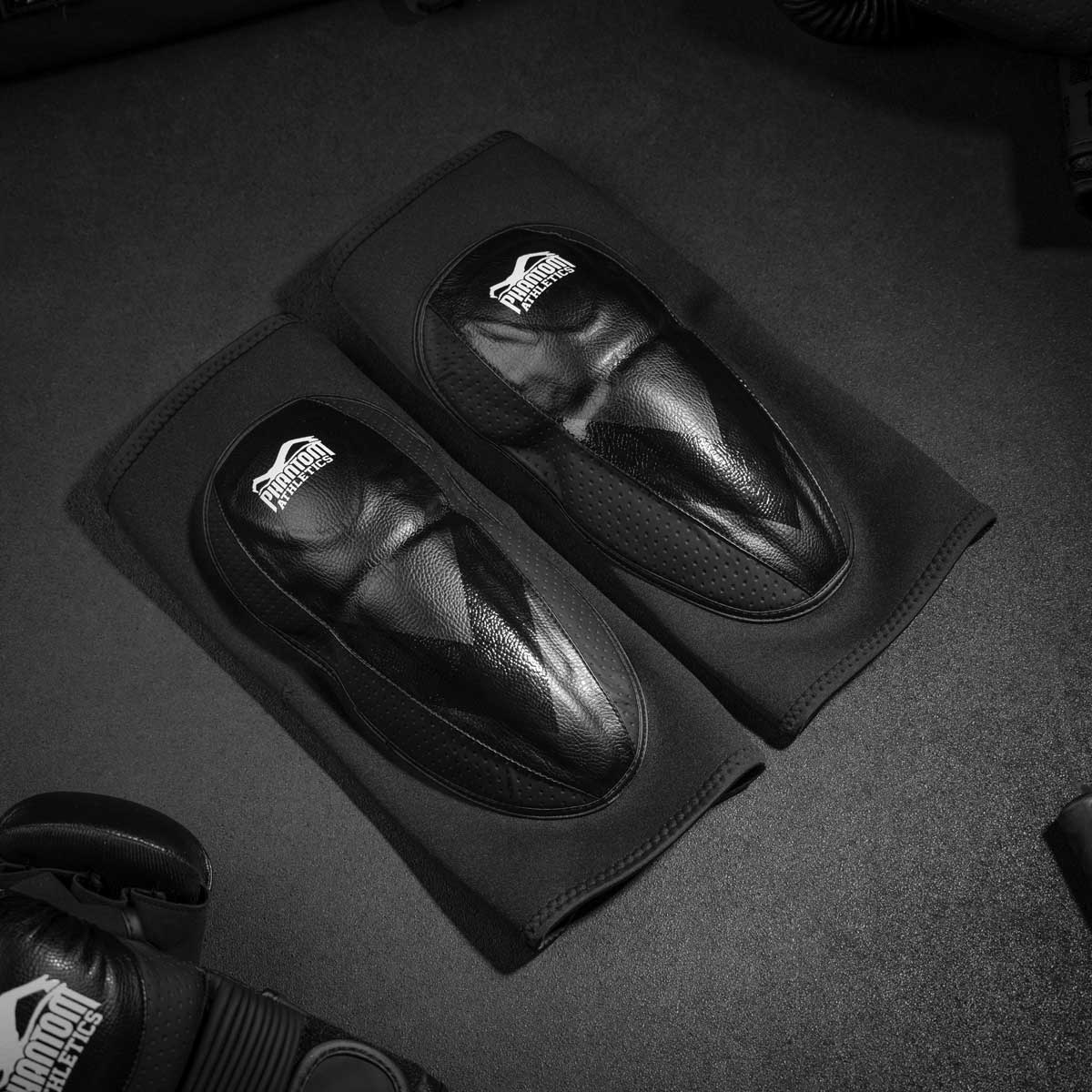 Phantom Athletics Riot Pro Knieschoner - Schwarz