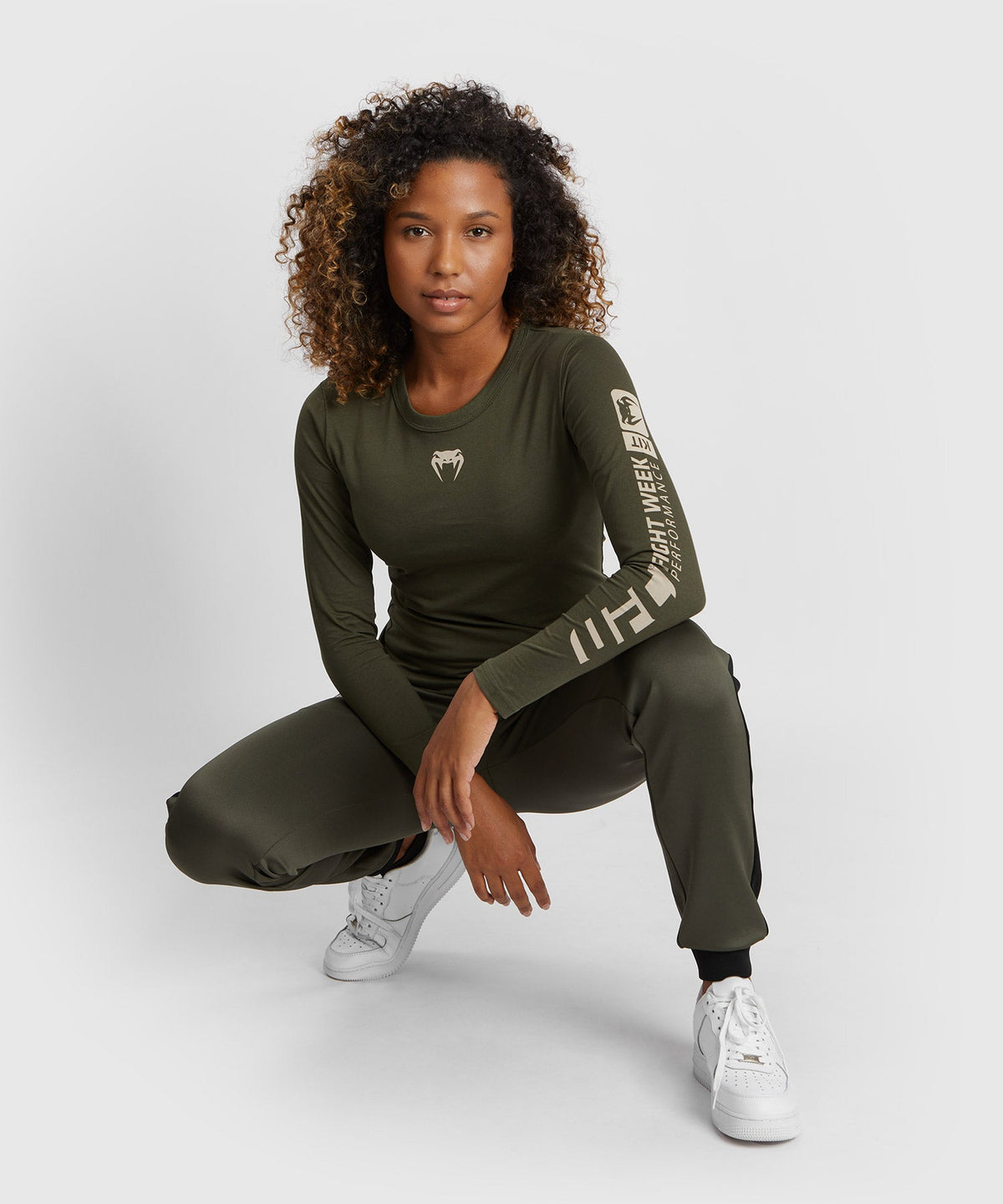 UFC Adrenaline by Venum Fight Week Langarmshirt aus Baumwolle für Frauen - Khaki/Bronze