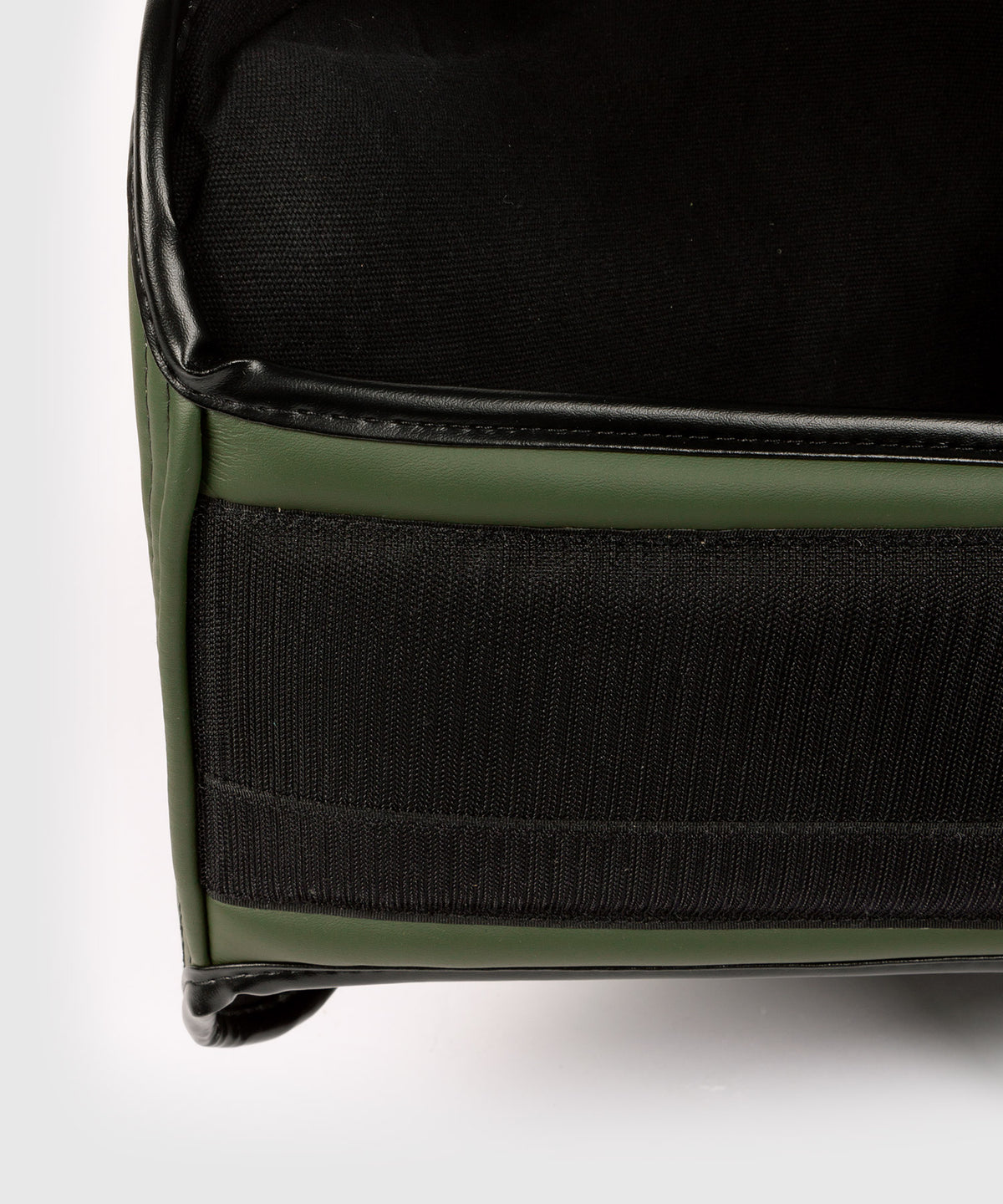 Venum Pro Protector Corporal – Caqui/Oro