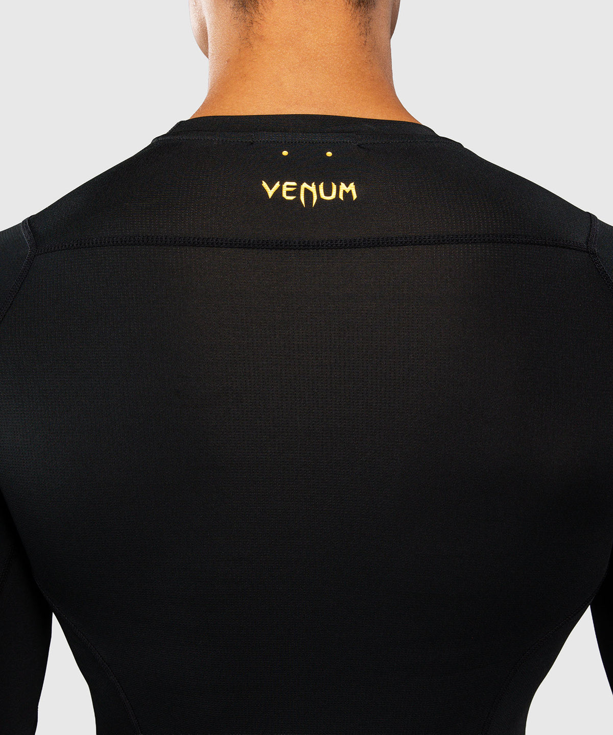 Venum G-Core Rashguard a Maniche Lunghe - Nero/Oro