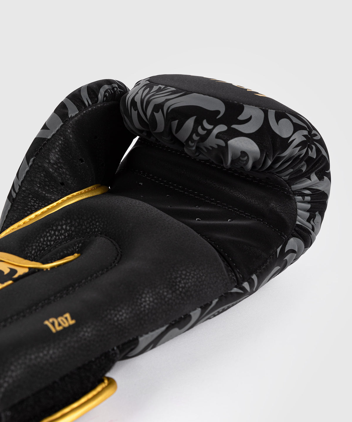 Venum Impact Topuria Unmatched Edition Boxhandschuhe - Schwarz/Gold