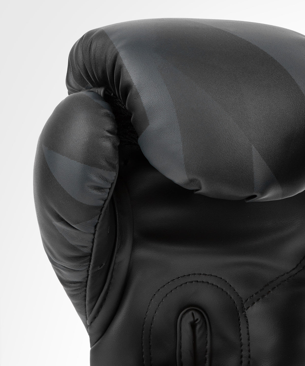 Veum Razor Boxing Gloves - For Kids - Black/Gold