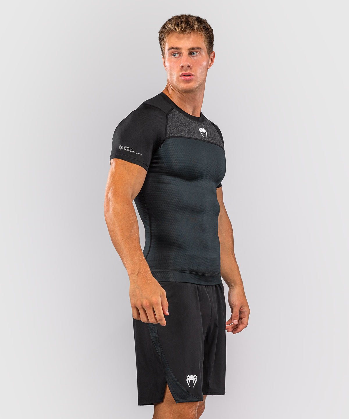 Venum G-Fit Scale Rashguard a maniche corte - Nero