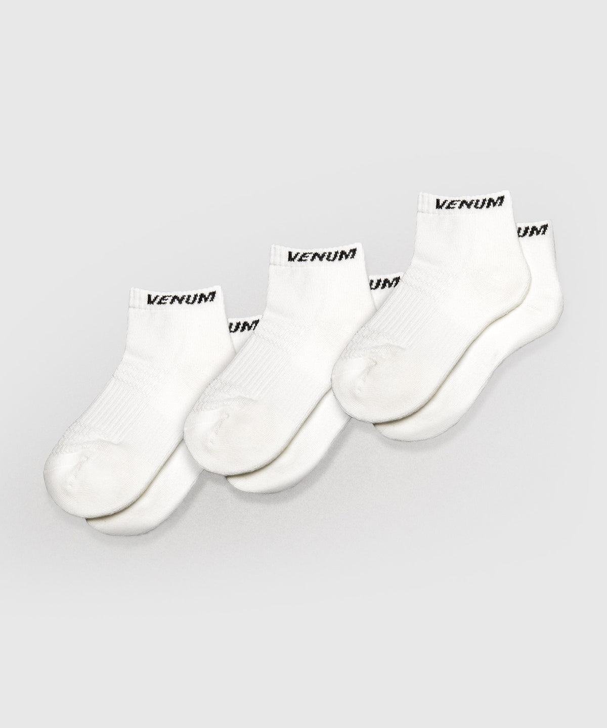Venum Essential Calcetines Tobilleros (Set de 3 pares) – Blanco/Negro