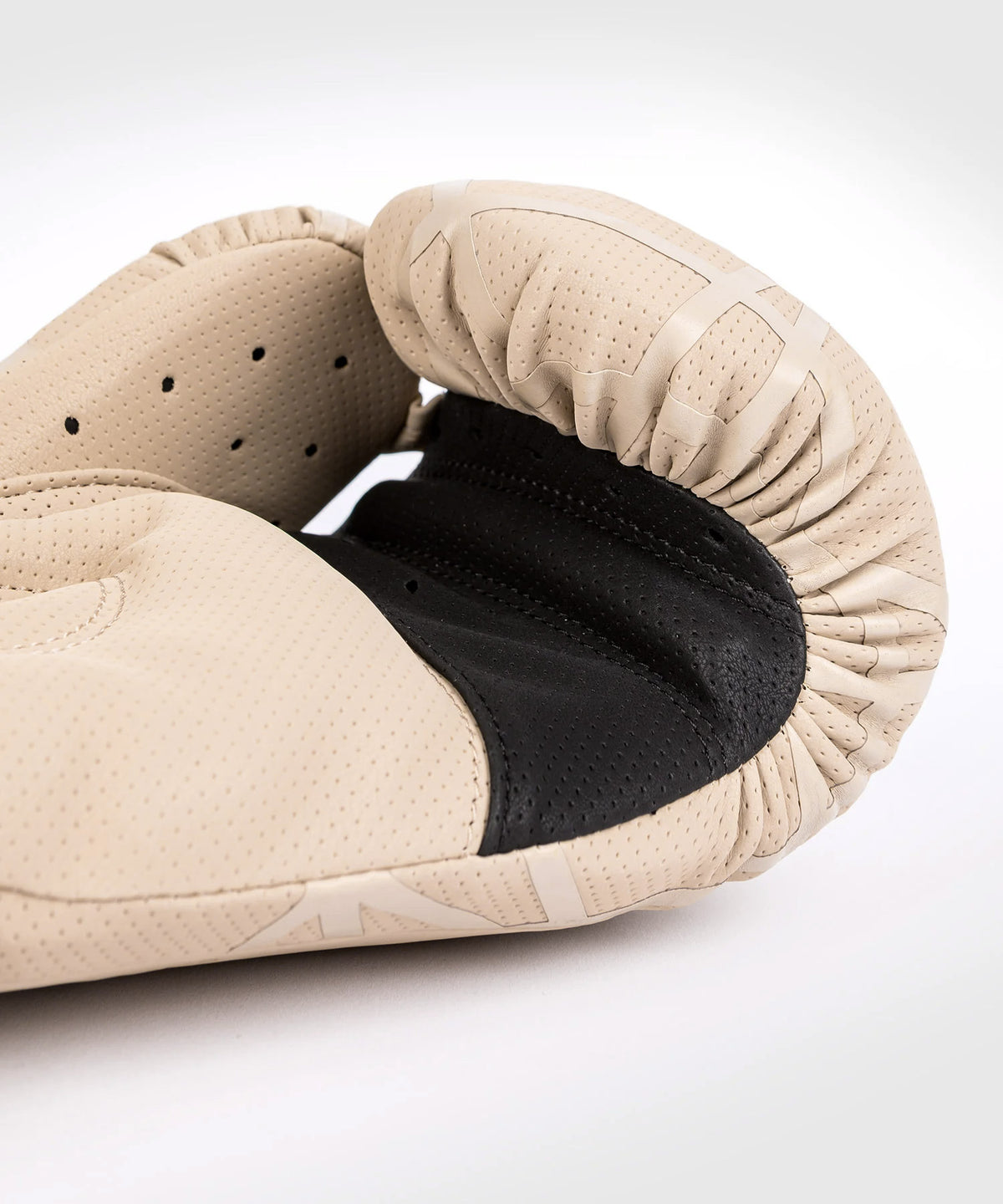 Venum Impact Tecmo 2.0 Boxhandschuhe - Sand