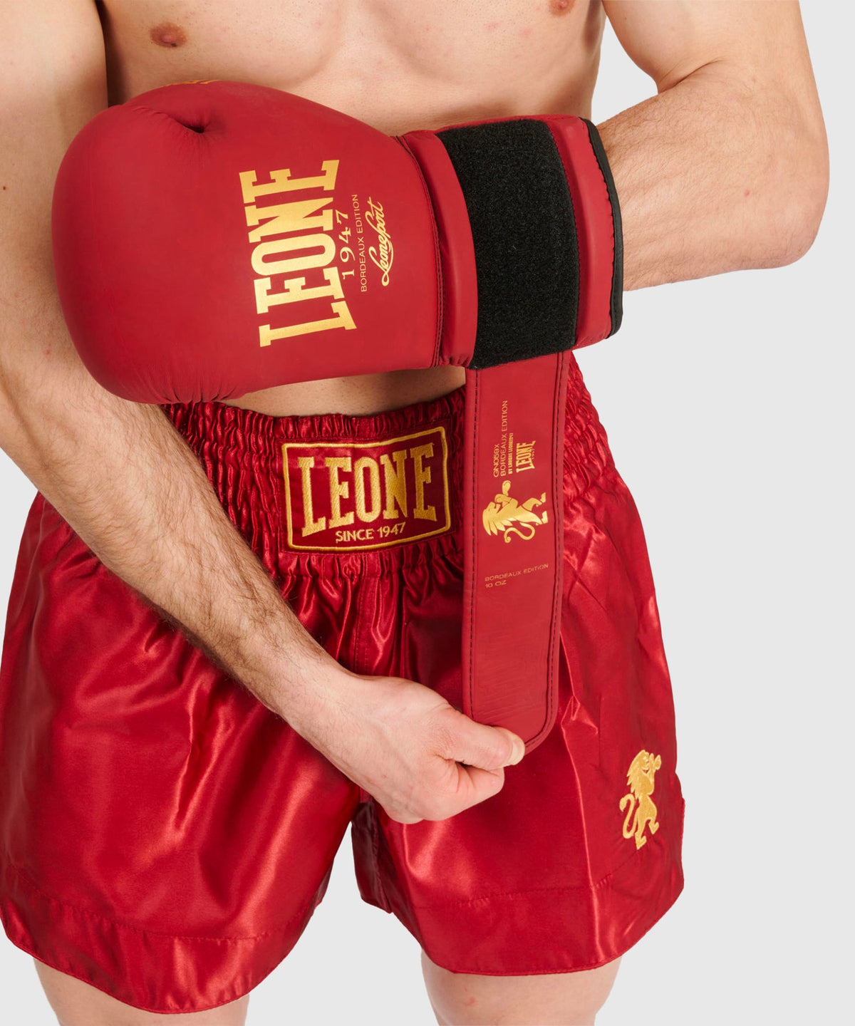 Leone Basic Pantaloncini da Muay Thai - Rosso