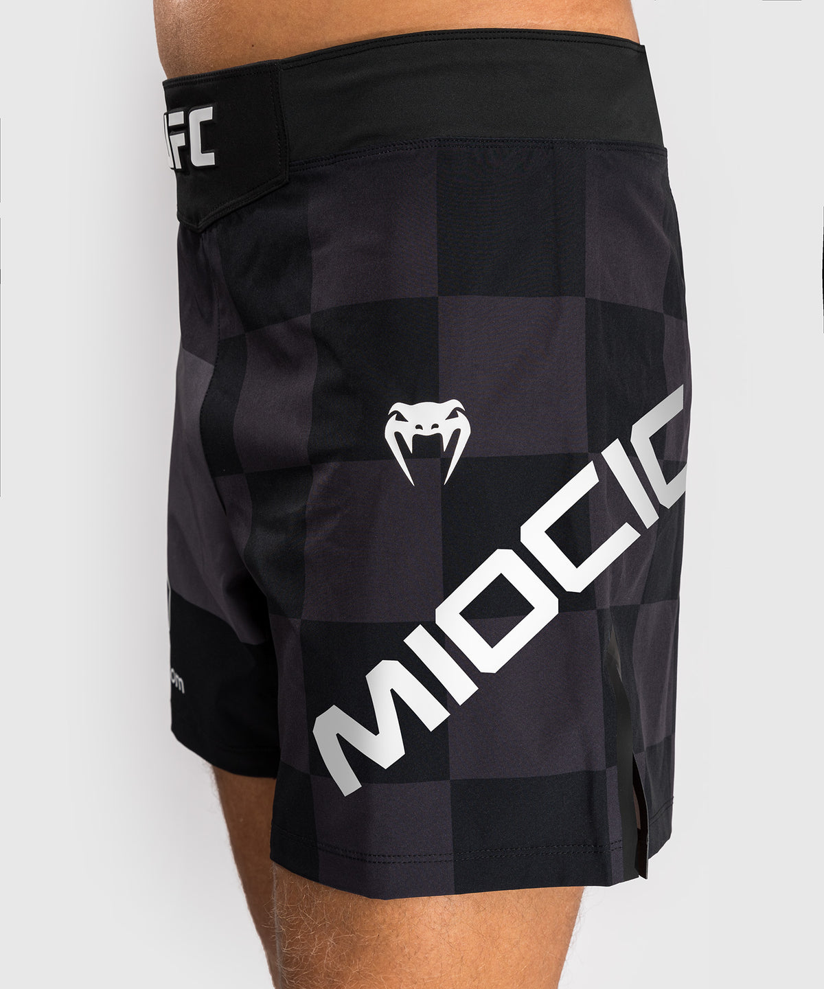 UFC Unrivaled by Venum Stipe Miocic Pantaloni Corti da Combattimento Fit Uomini - Nero