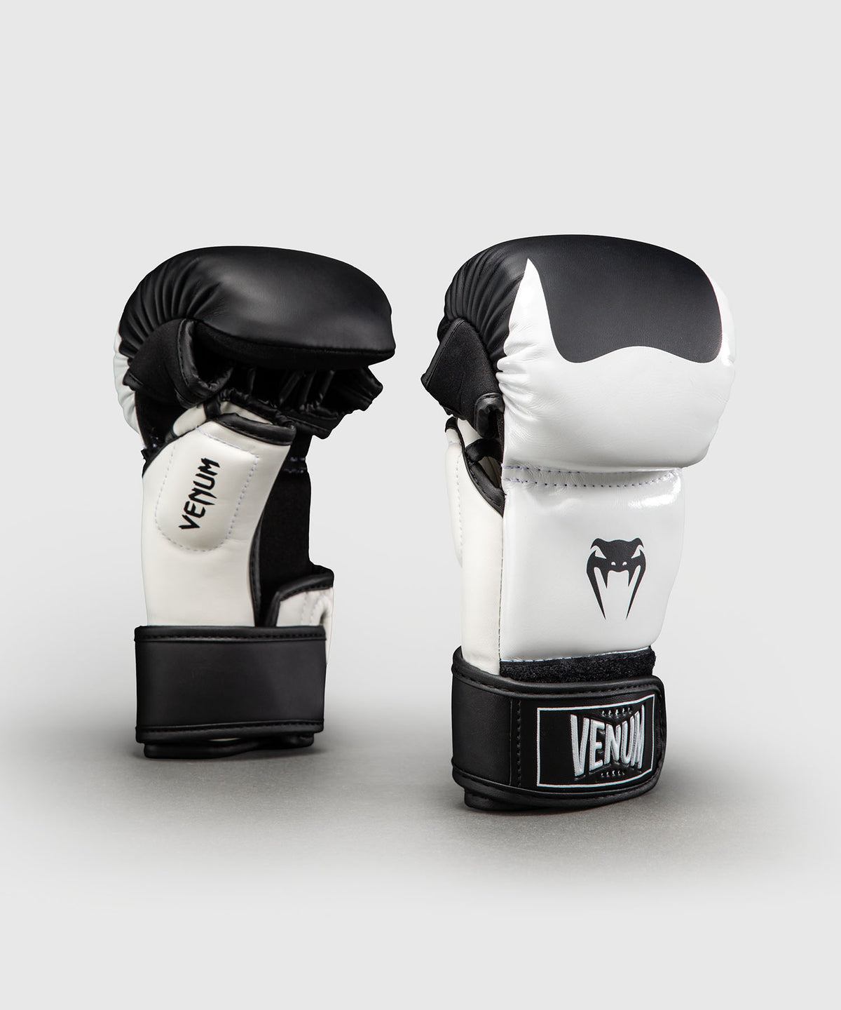 Gants de Sparring Venum Attack 2.0 – Noir/Blanc
