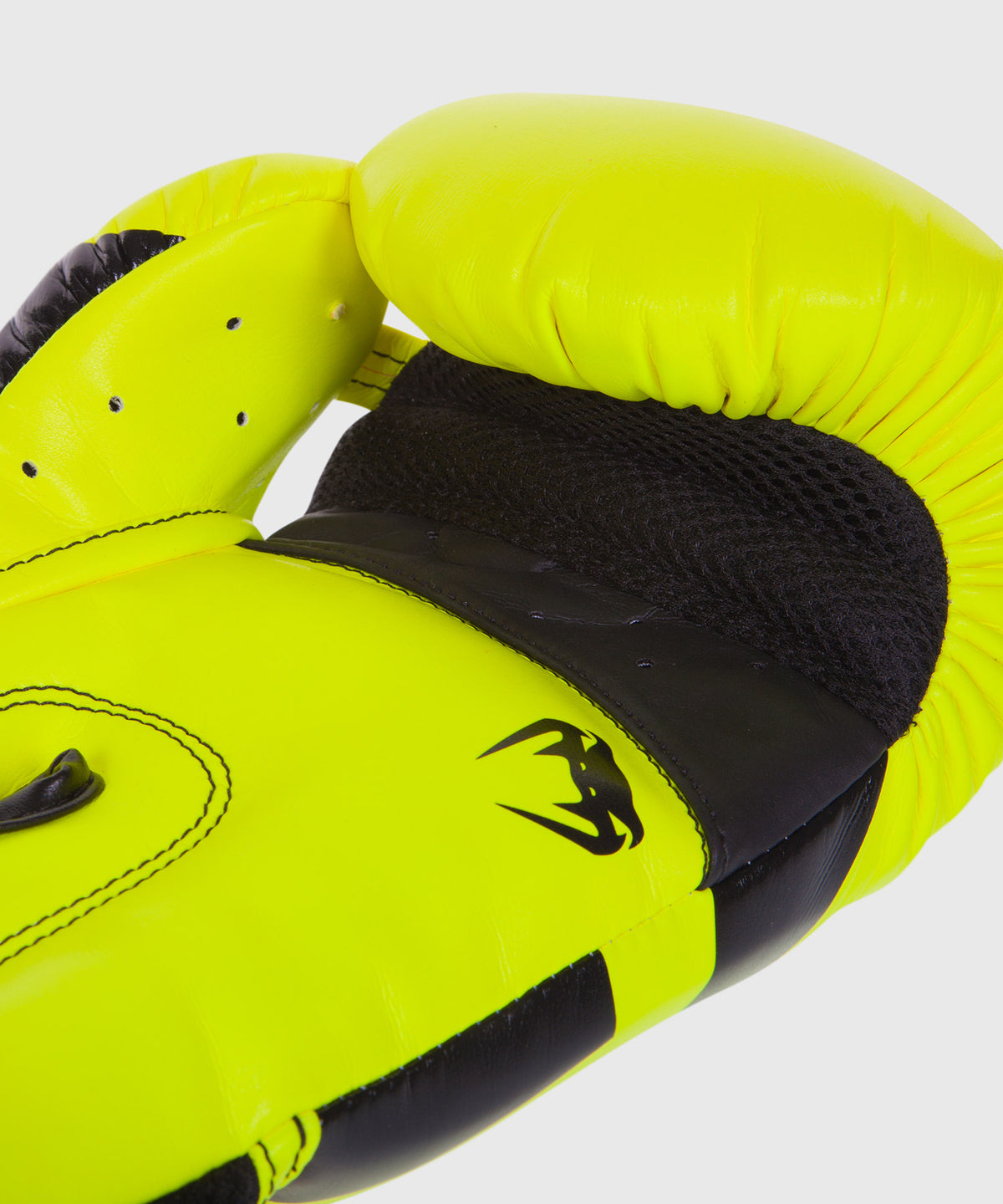 Venum Elite Boxhandschuhe