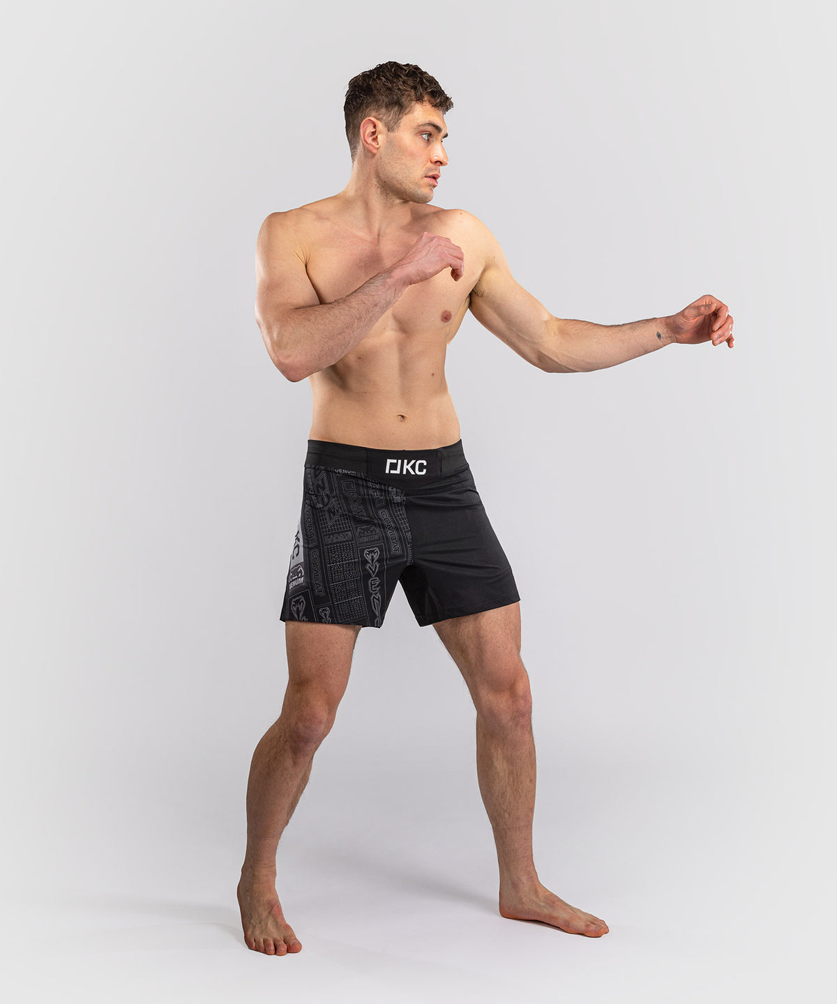 Karate Combat by Venum Short de Combate – Negro/Gris