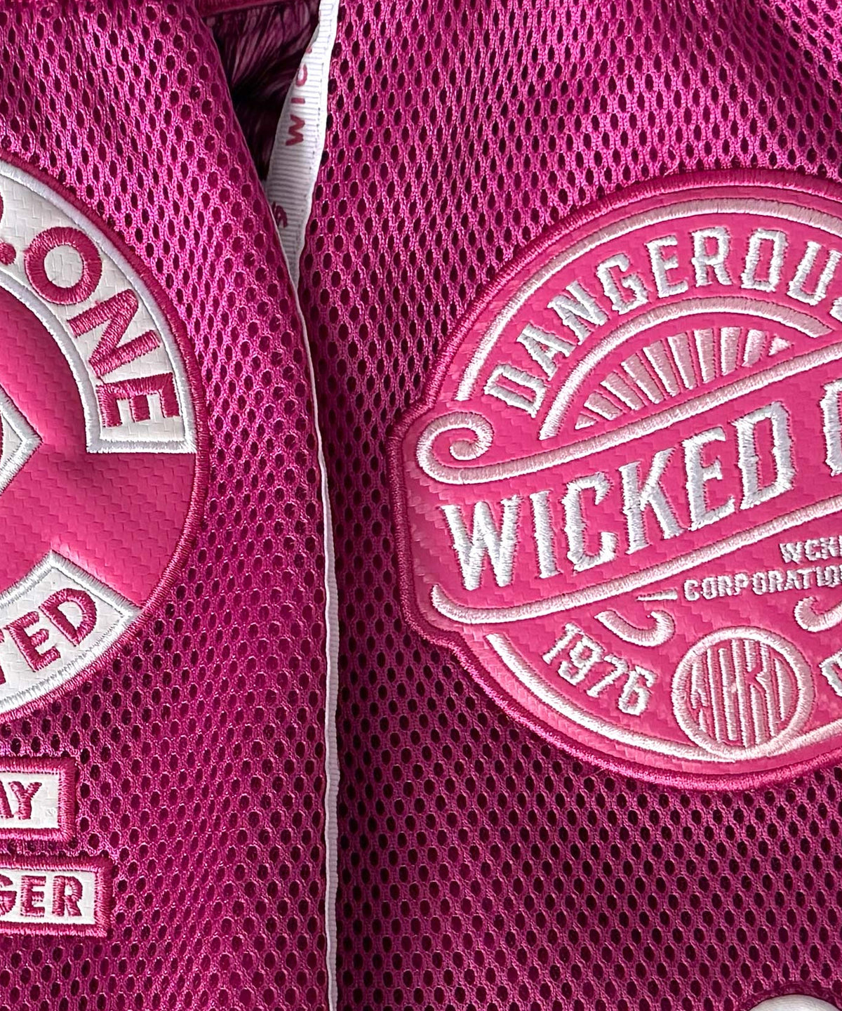 Wicked One Hunter Pantaloncini da Muay Thai - Rosa