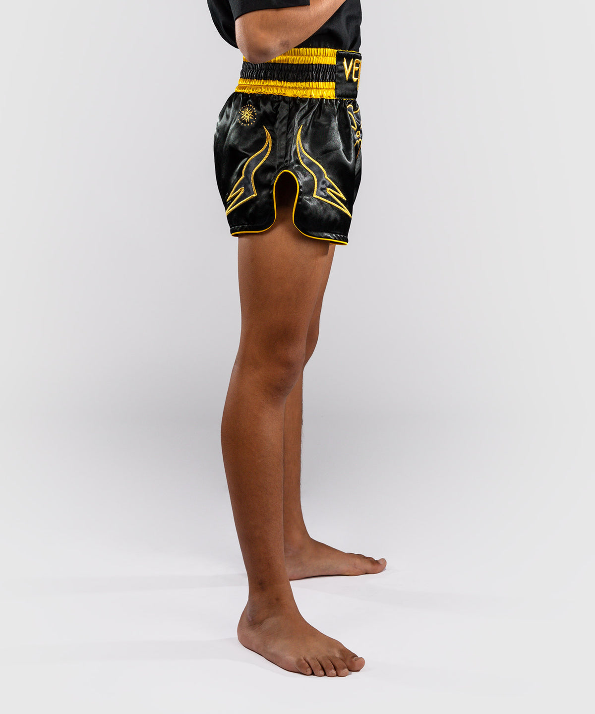 Venum Bangkok Fury Muay-Thai-Shorts für Kinder - Schwarz/Gold