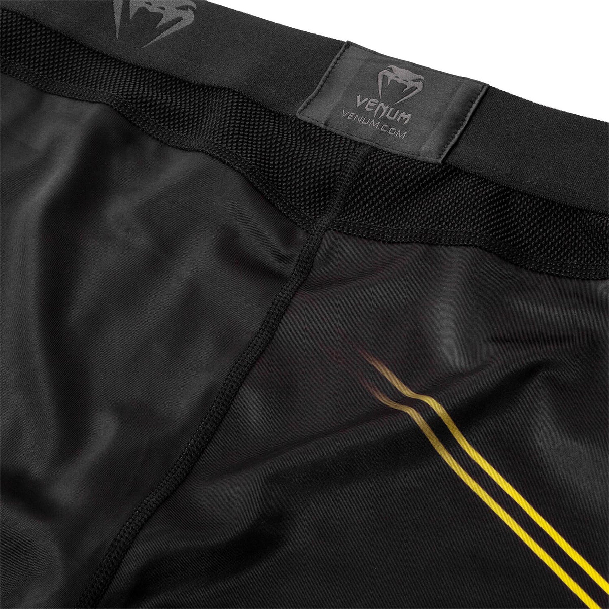 Venum Okinawa 2.0 Kompressionshose - Schwarz/Gelb