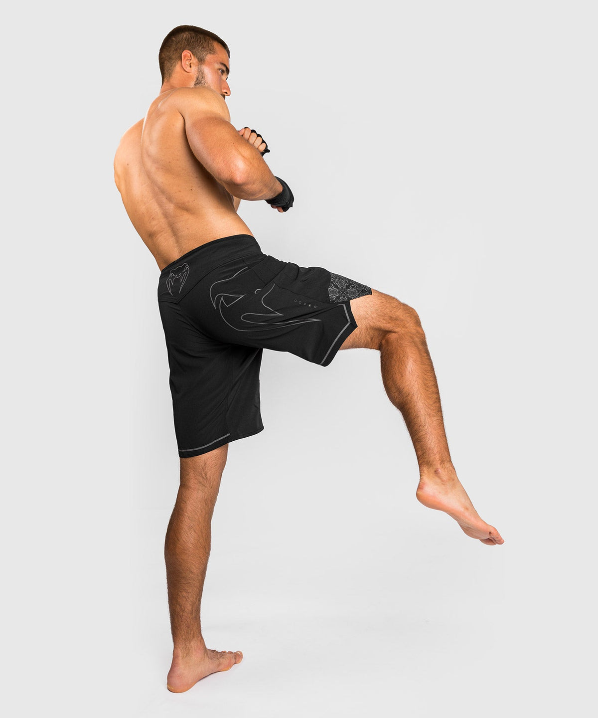 Short de MMA Réfléchissant Light 4.0 Venum - Noir/Noir