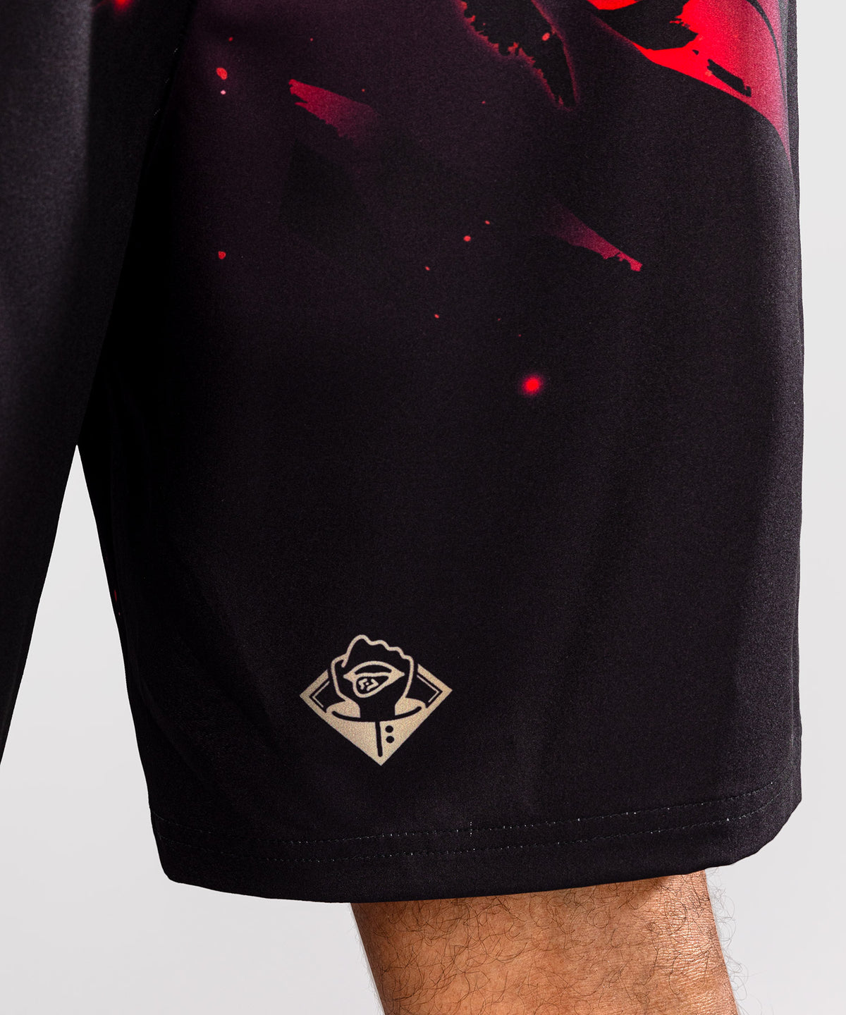Jujutsu Kaisen x Venum Itadori Pantaloncini da Allenamento – Nero/Rosso