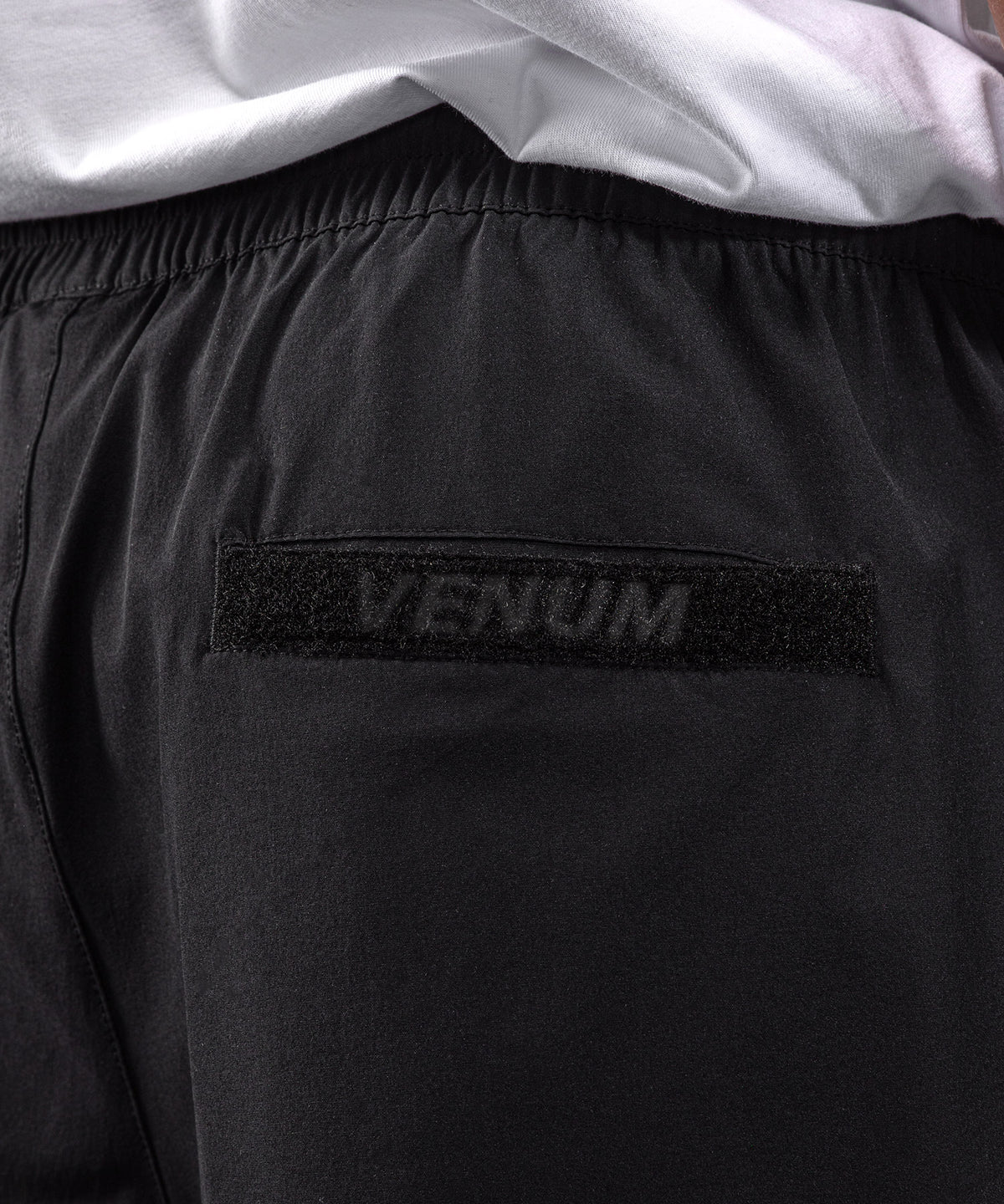 Venum Essential Woven Straight Pantalón recto - Negro