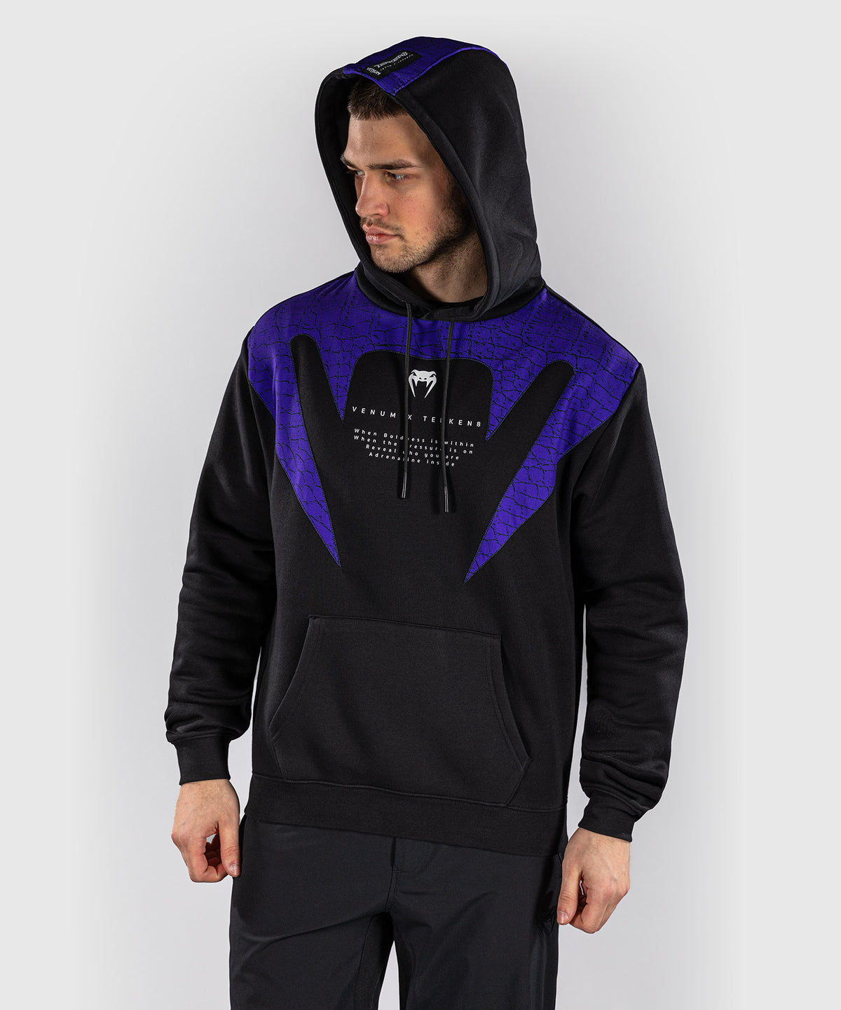 Venum x TEKKEN 8 Sudadera con Capucha Kazuya - Negro/Morado
