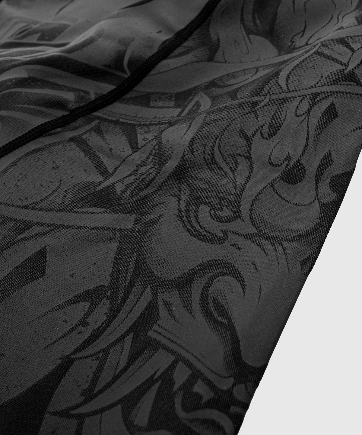 Pantaloncino da vale tudo Venum Devil - Neri/Neri