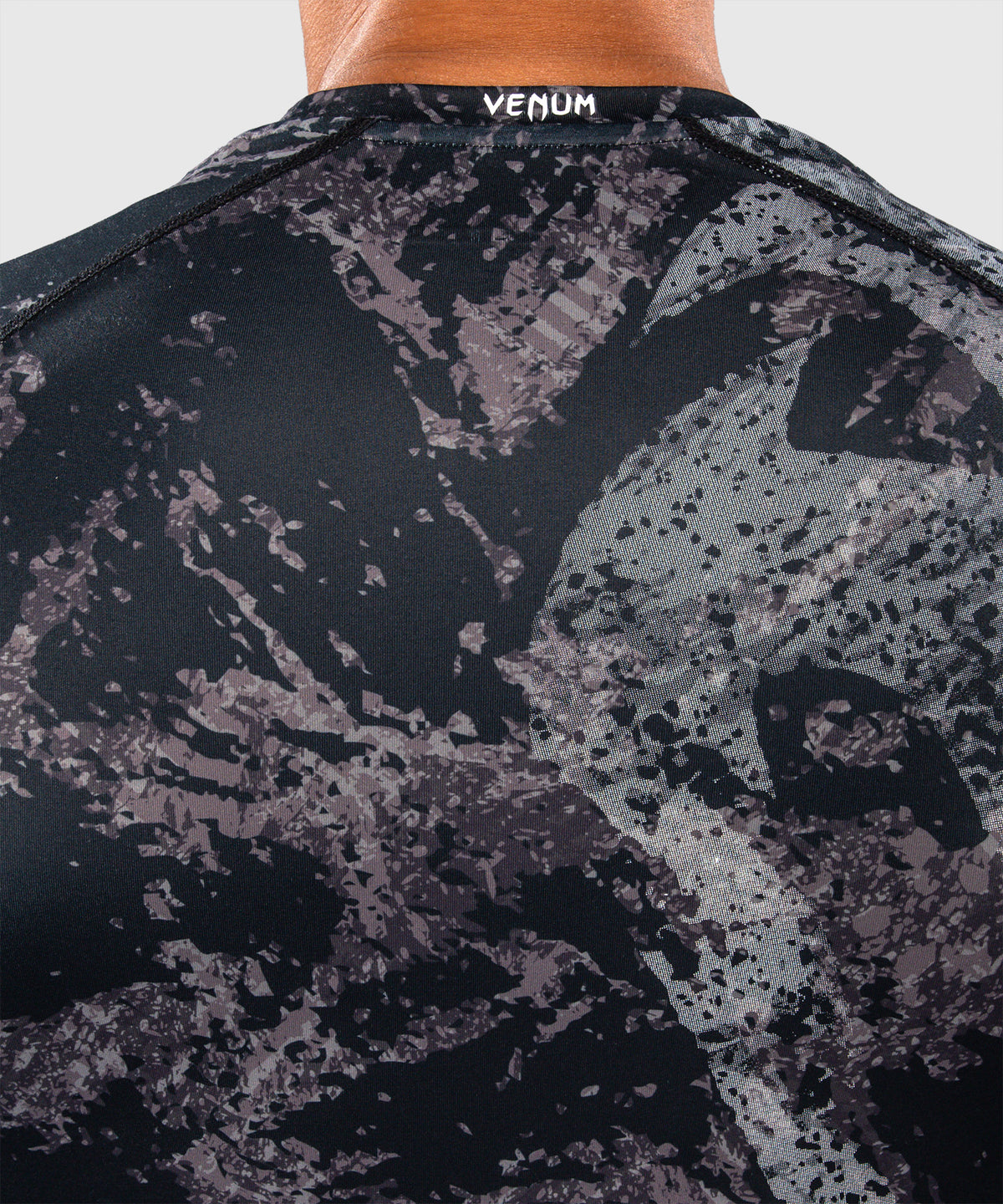 Venum Rage & Workout Long Sleeve Rashguard - Black/Grey