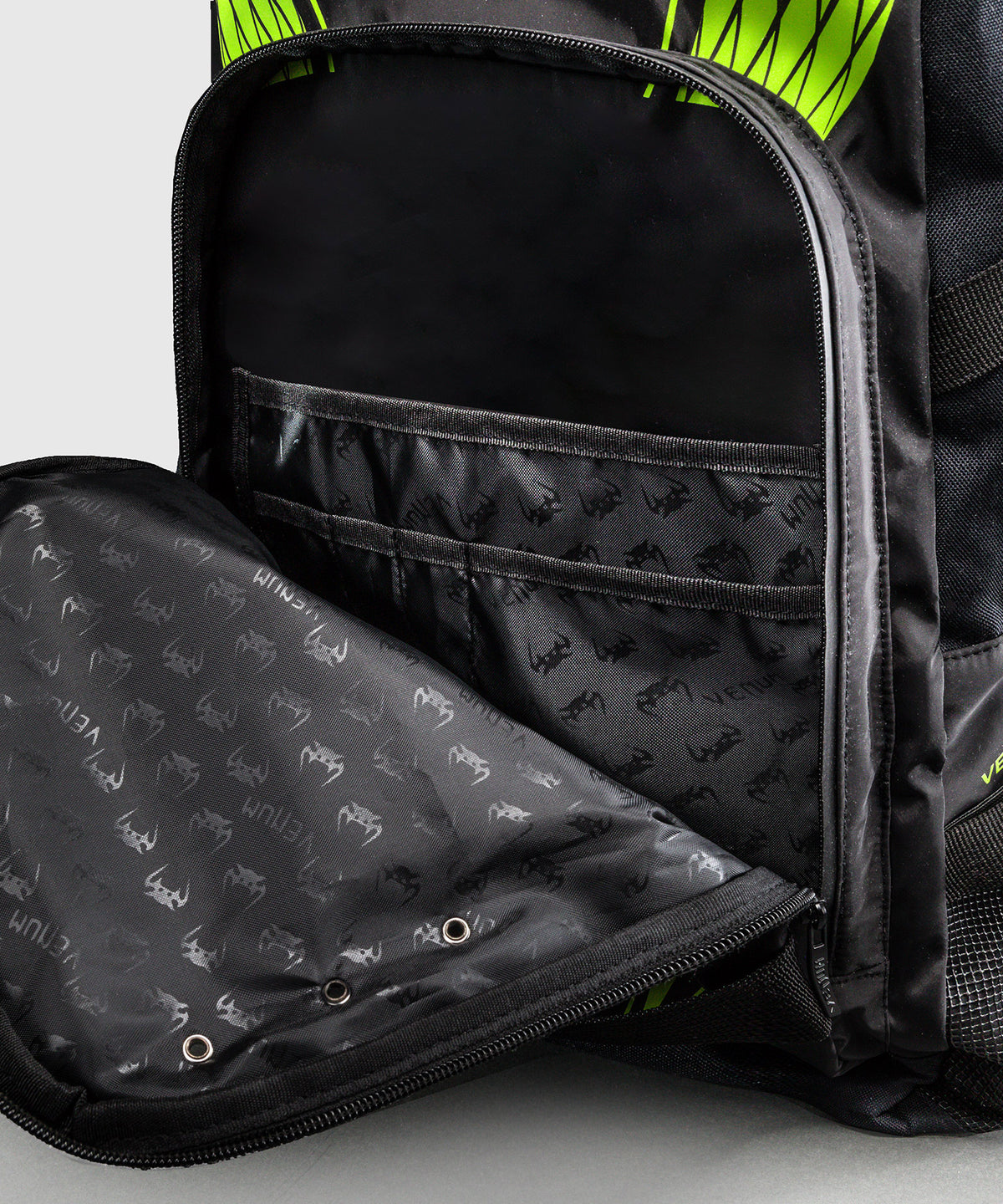 Venum Amazonia Reborn Mochila (15-25 L) - Negro/Verde