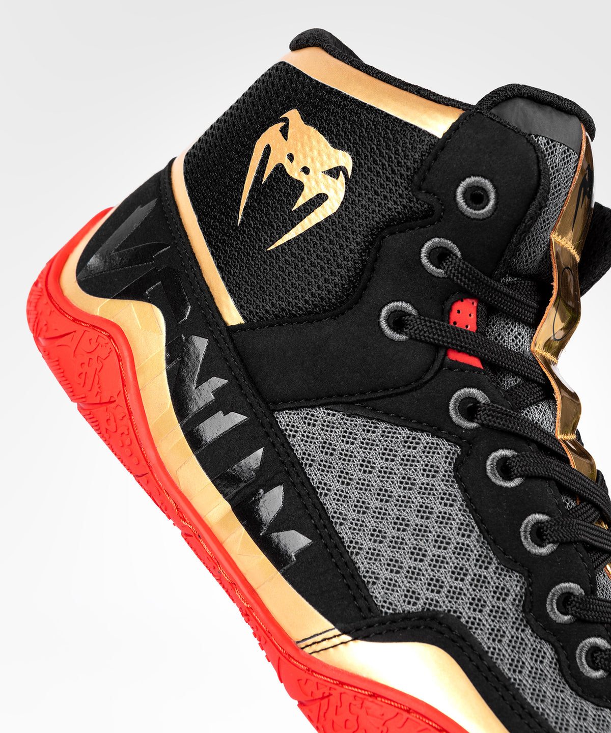 Venum Elite Zapatillas de lucha - Negro/Dorado/Rojo 
