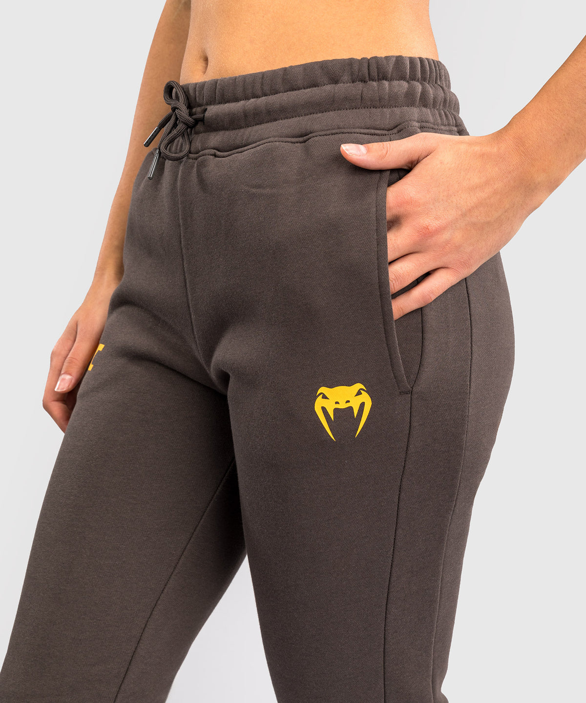 UFC Fusion by Venum Fight Week Damen Baumwollhose - Solid Erdiges Braun