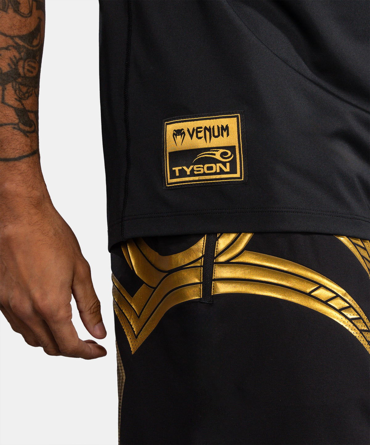 Venum x Mike Tyson Tiger Dry Tech T-Shirt - Black/Gold