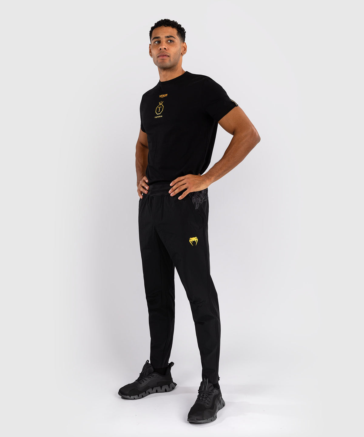Venum x Topuria Unmatched Edition Jogginghose - Schwarz/Gold