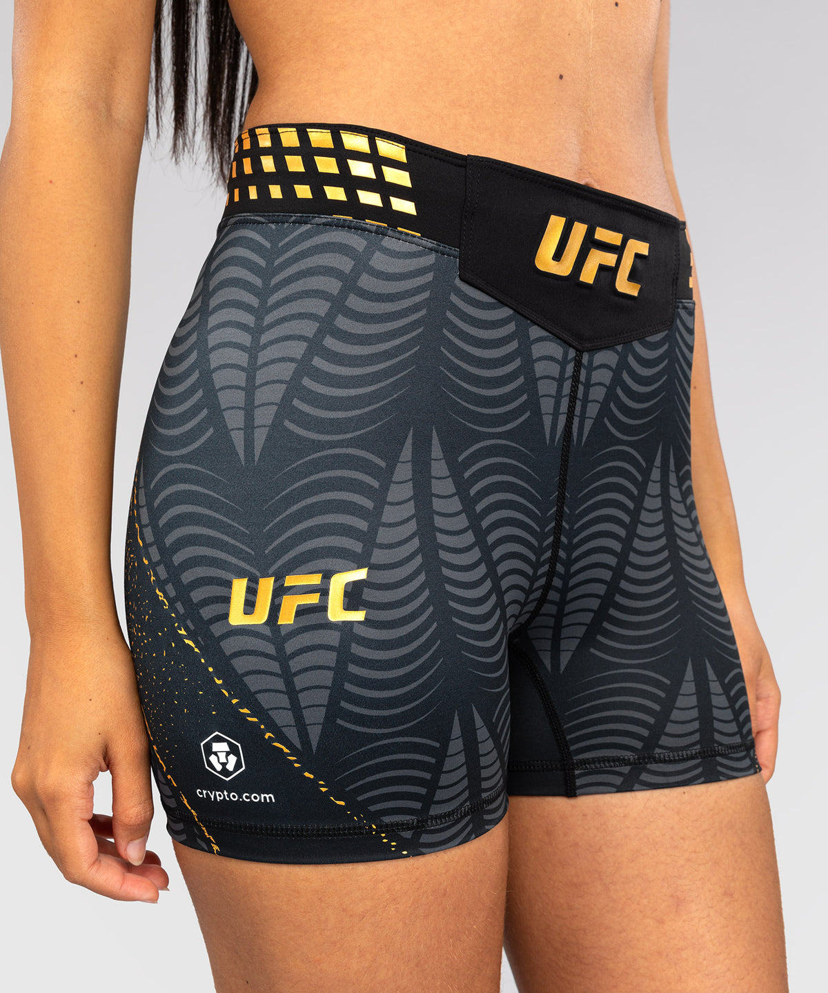 UFC Zenith by Venum Authentic Fight Night Short Vale Tudo ajuste corto Mujer - Champion