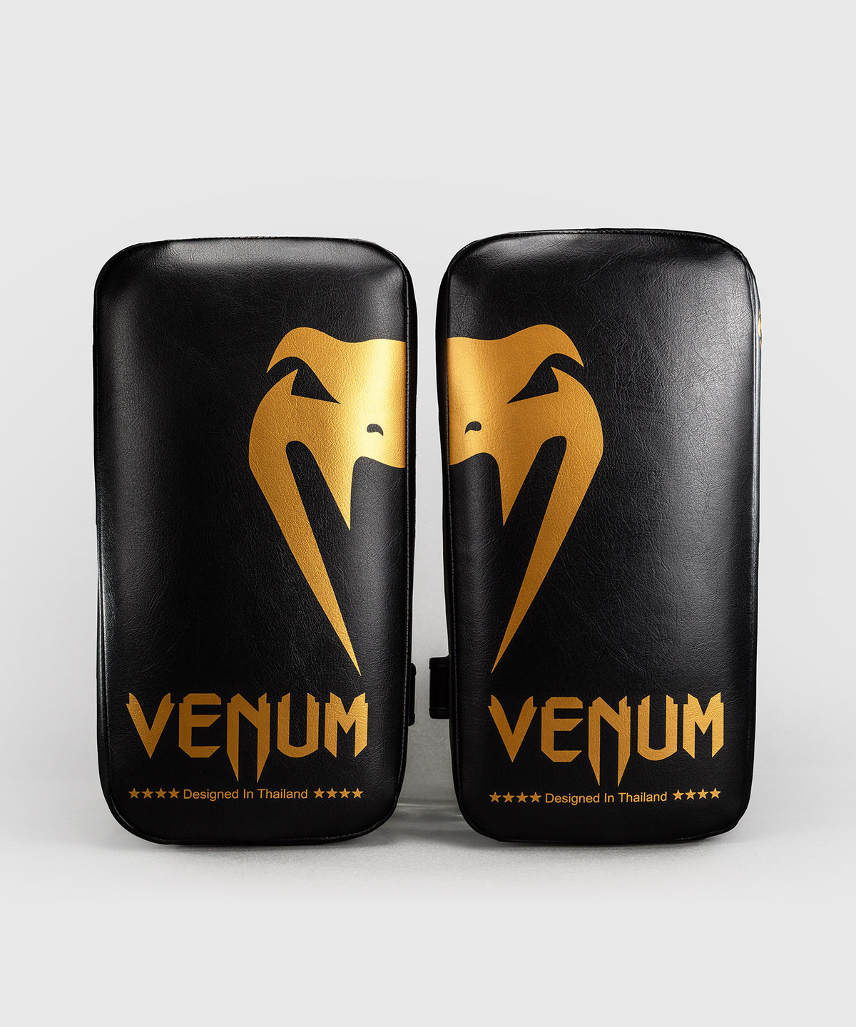 Venum Giant Paos (Par) - Negro/Oro