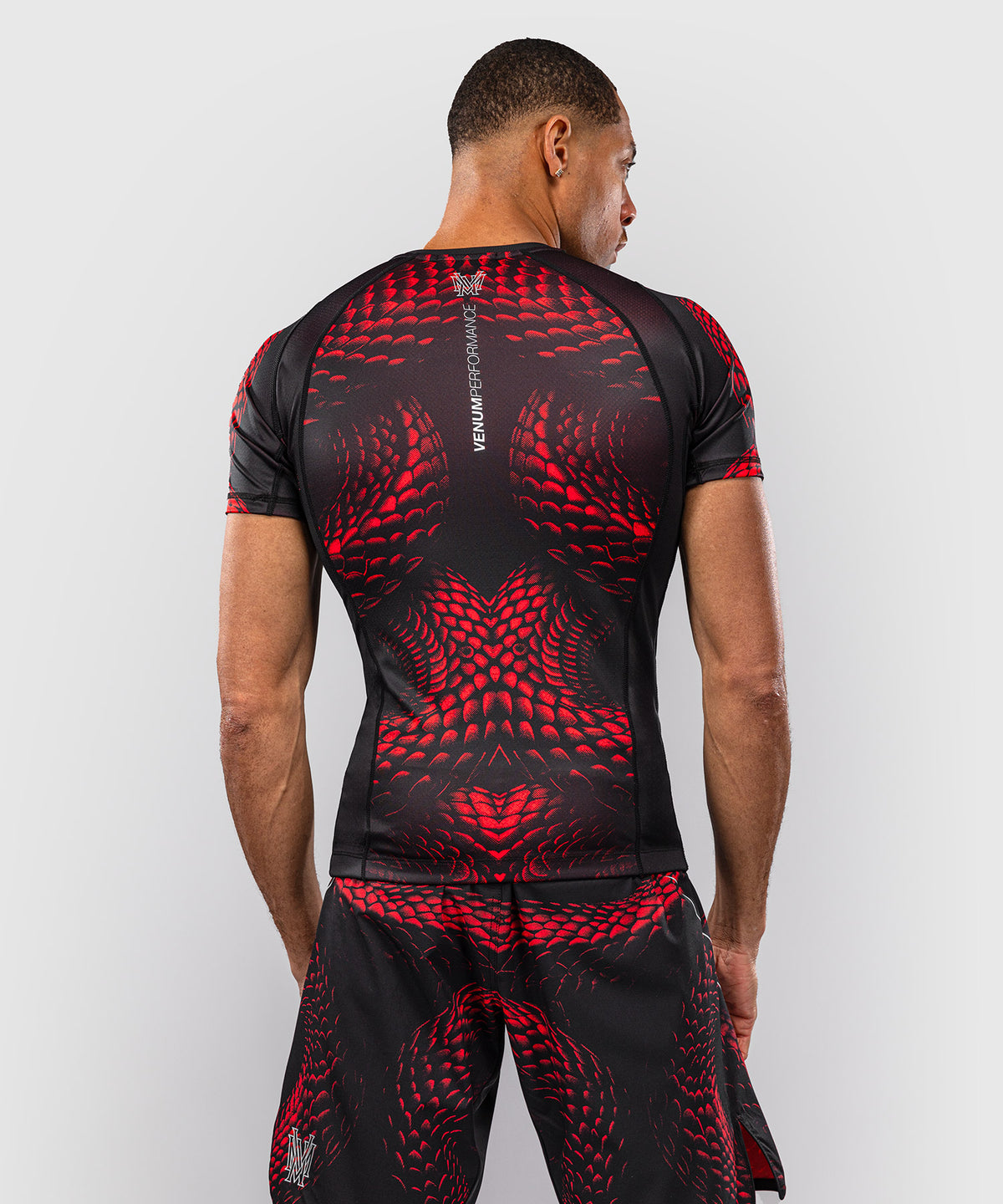 Venum Matupa Rashguard Manga Corta - Negro/Rojo/Gris Plateado