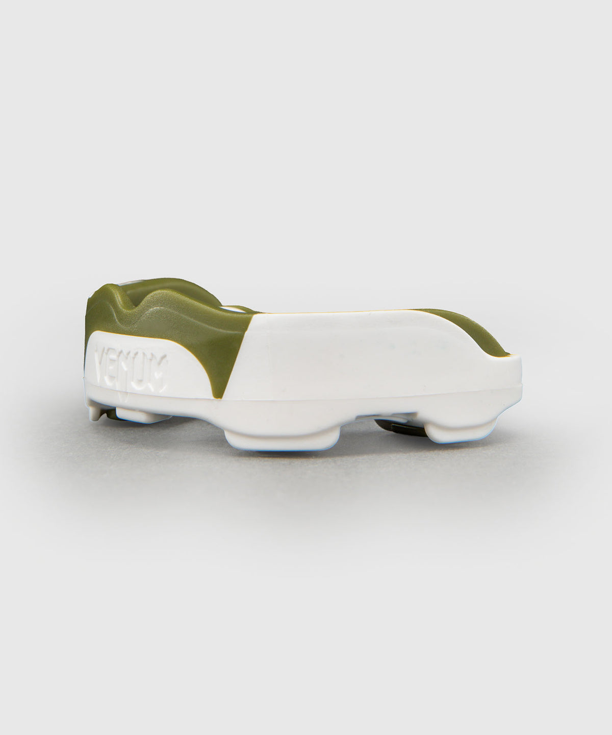 Venum Predator Mouthguard – White/Kaki
