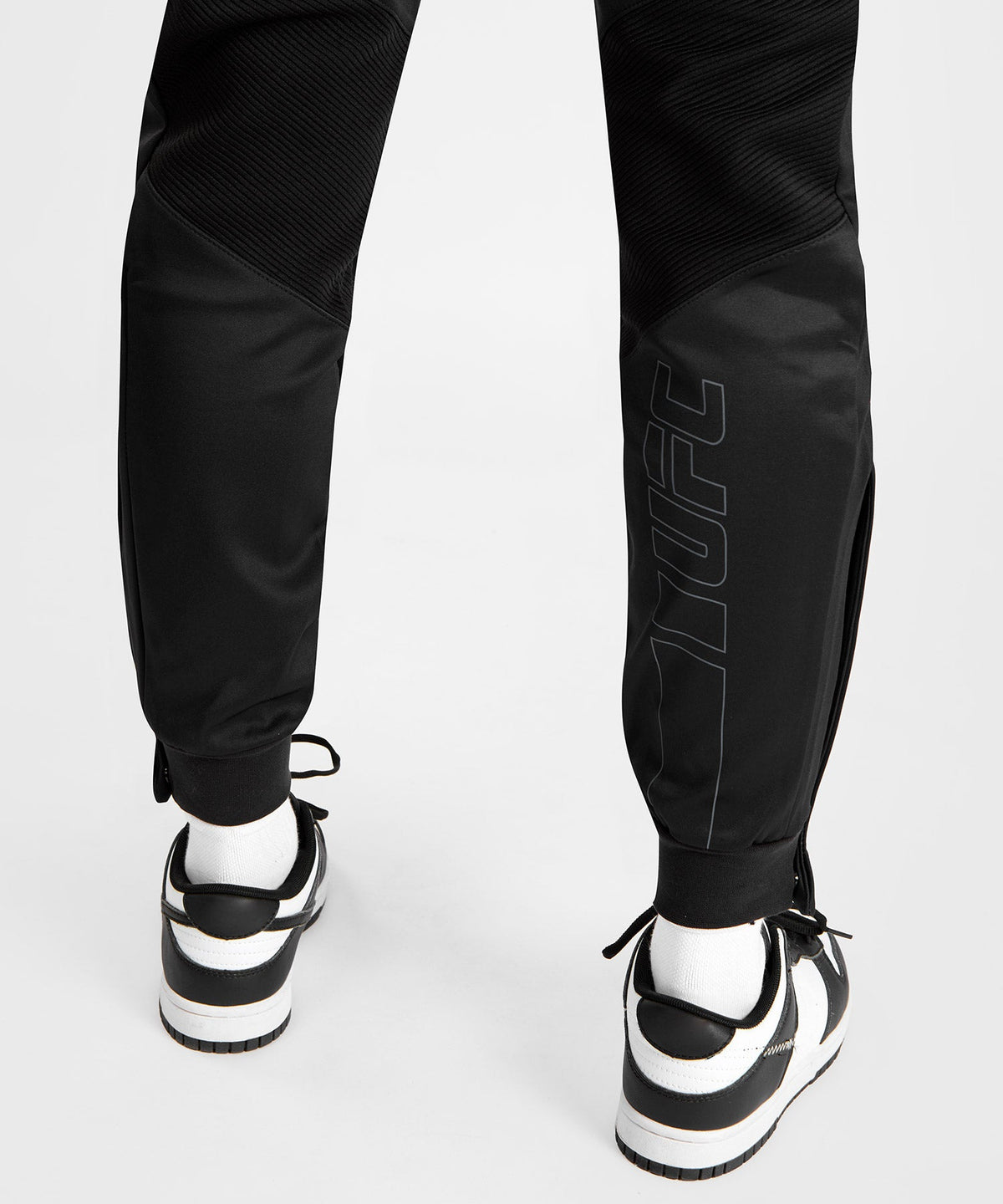 Venum Authentic Fight Week Damen UFC Jogginghose - Schwarz