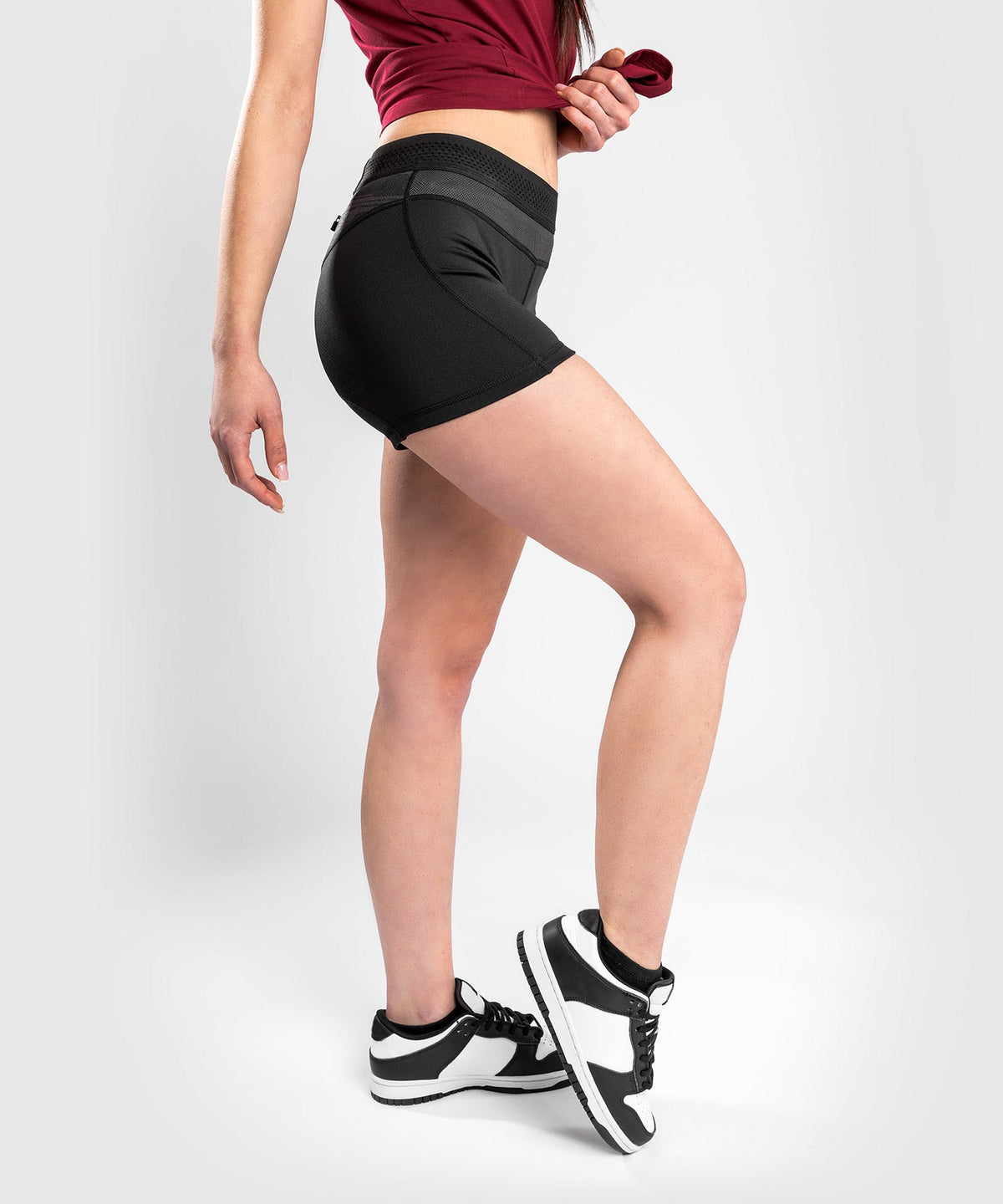 Venum Tempest 2.0 Kompressionsshorts - Damen - Schwarz/Gold