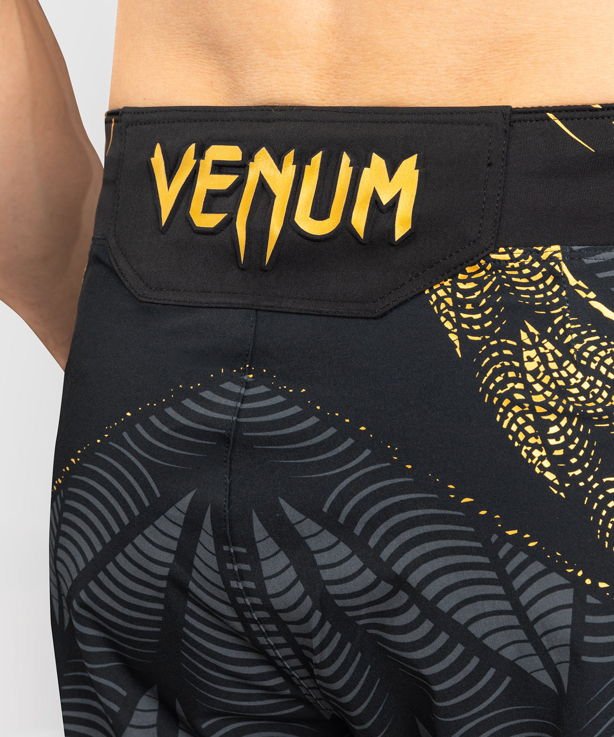 UFC Zenith by Venum Authentic Fight Night Pantaloncini da combattimento Fit corto Uomo - Champion