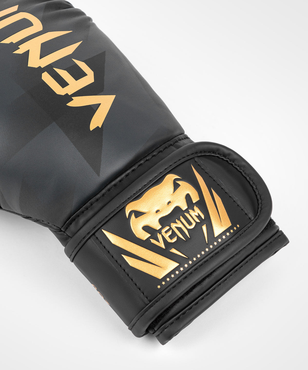 Veum Razor Boxing Gloves - For Kids - Black/Gold