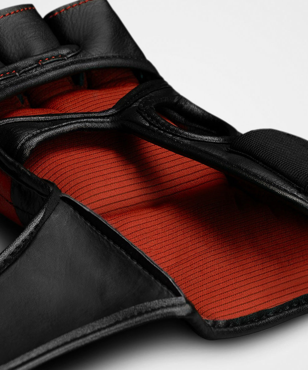 Hayabusa T3 Guantes de MMA - Negro/Rojo