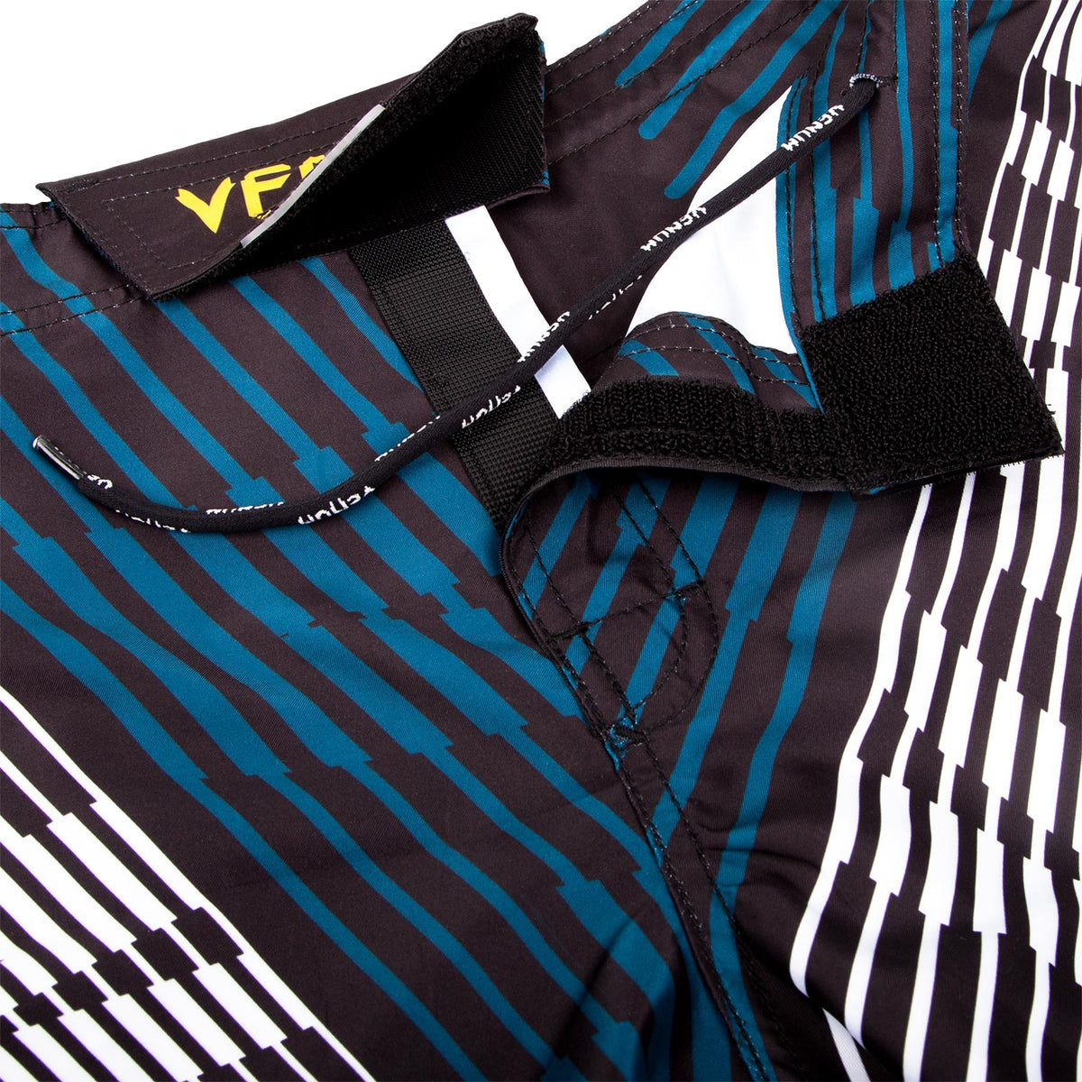Fightshort court Venum Plasma - Noir/Jaune