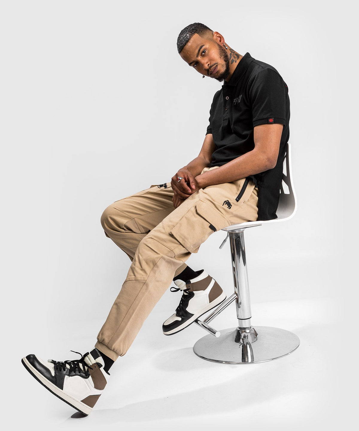 Venum Okinawa 3.0 Polo-Shirt - Schwarz/Rot