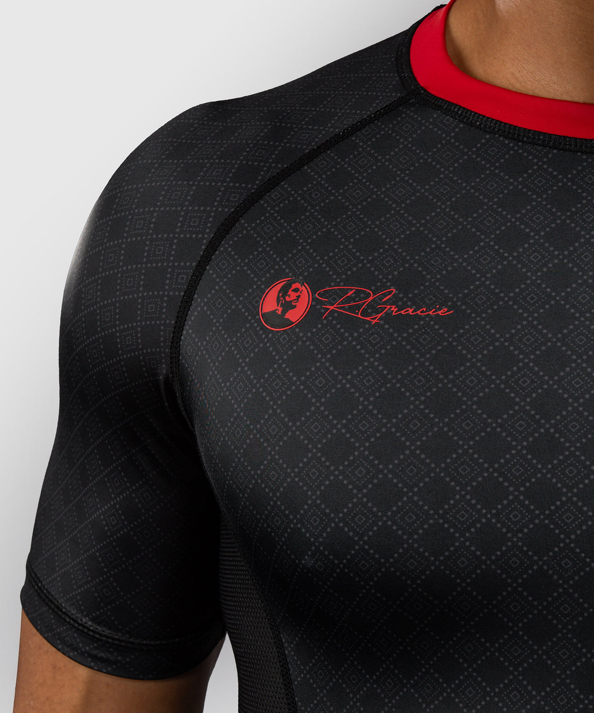 Rashguard à Manches Courtes Venum x Roger Gracie Signature - Noir/Rouge