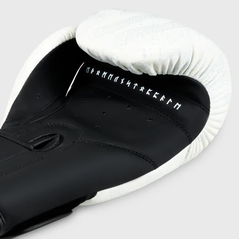 Fumetsu Berserker Guantes de Boxeo - Blanco/Negro