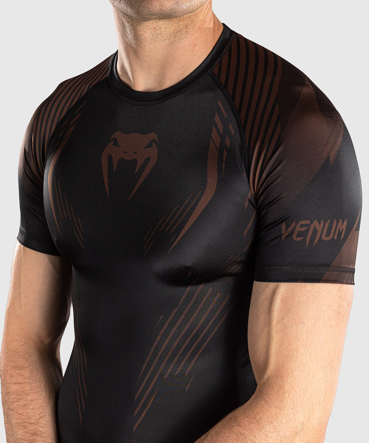 Venum No-Gi 6.0 Short Sleeve Rashguard - Black/Brown