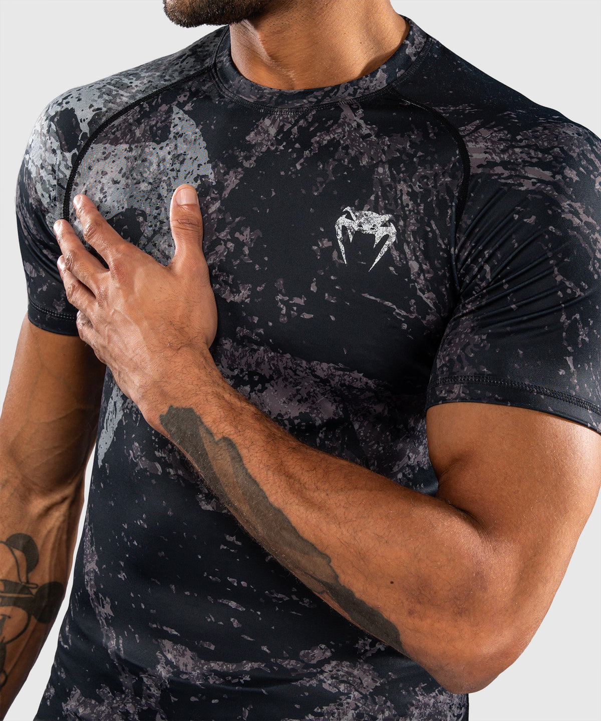 Venum Rage & Workout Kurzarm-Rashguard - Schwarz/Grau